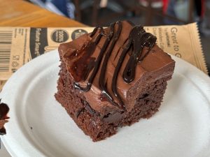 Cubo diabólico de chocolate - Café Saula PortAventura 2024