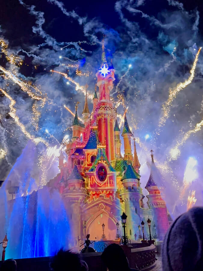 Disneyland París celebra los 100 años de Disney con una jornada de