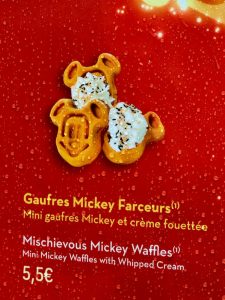 Gofres de Mickey con nata - Halloween 2024 Disneyland Paris