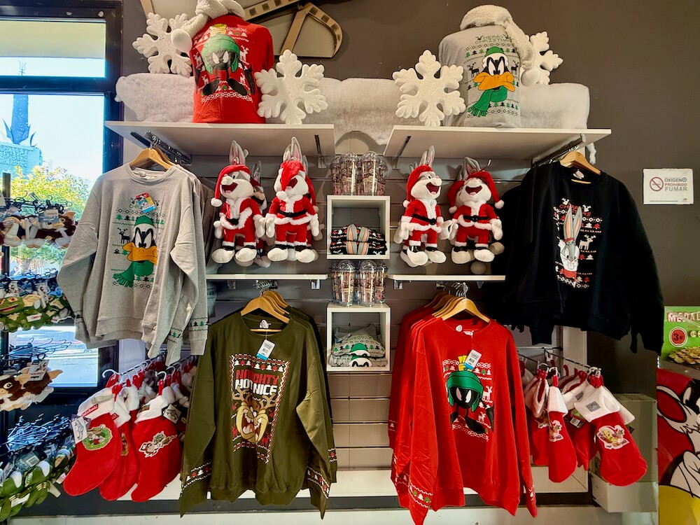 Productos de Navidad en las tiendas de Parque Warner